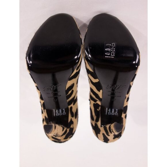 ROGER VIVIER New 37 7 Leopard Print Calf Hair Pump - Picture 5 of 7